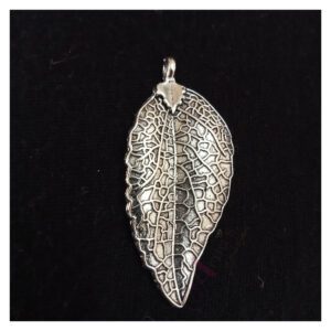 OXIS0005- 4 PCS PACK OF SILVER LEAF GERMAN SILVER PENDANT