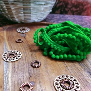ARNAS 3 METER PACK OF PARROT GREEN POMPOM LACE
