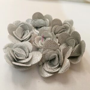 FLOWER0018- 20 PCs PACK OF SILVER FABRIC FLOWER