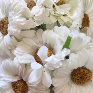 FLOWER0039- 12 PCs PACK OF WHITE FABRIC FLOWER