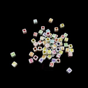 PLASTICBEADS0023- 6MM COLOR ALPHABET WHITE SQUARE PLASTIC BEADS FOR JEWELLERY MAKING - 20 GRAMS PACK