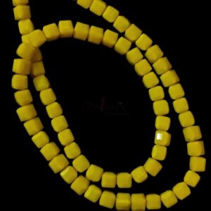 SQUAREBEAD0003- 1 STRND YELLOW 5 MM OPAQUE SQUARE BEADS