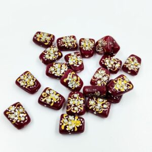 KUNDAN0204 – ARNAS 4 PCs 17 X 14 MM MAROON HANDPAINTED KUNDAN WORK TUMBLE BEADS